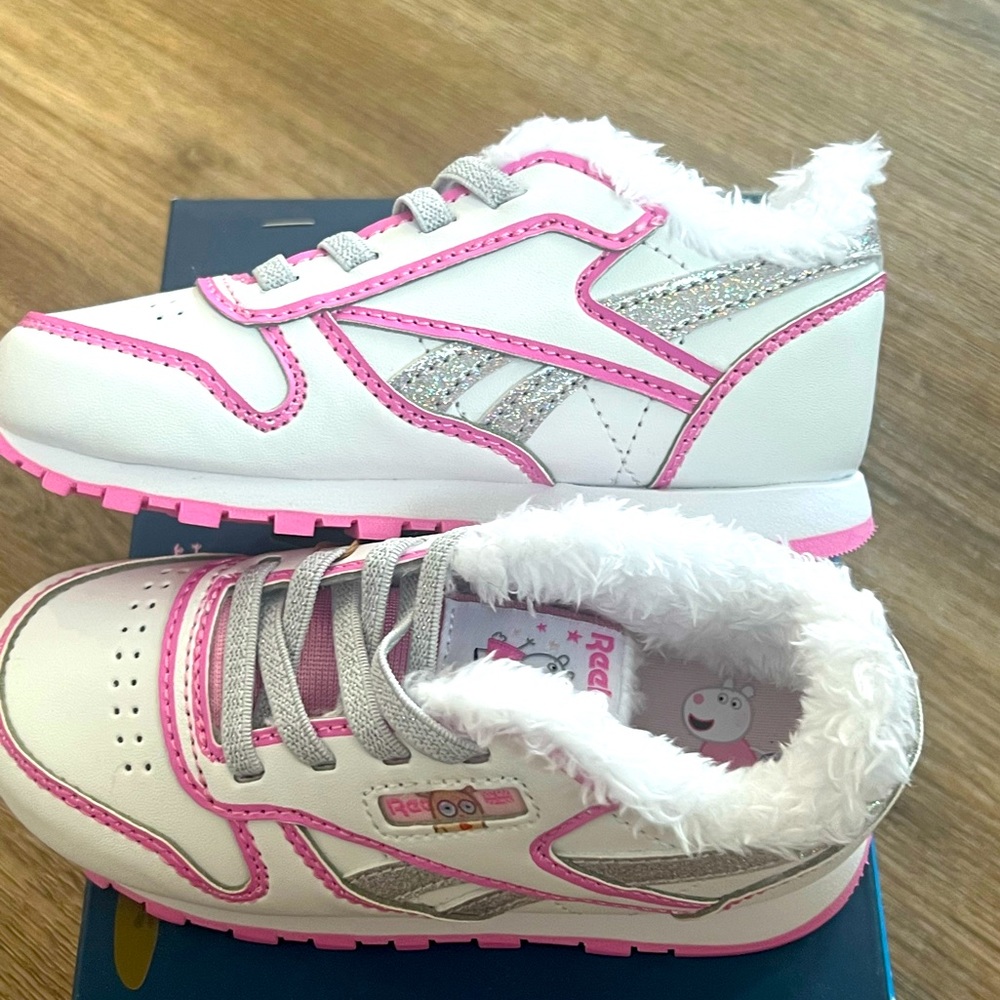 *SOLD*Toddler Reebok shoes
